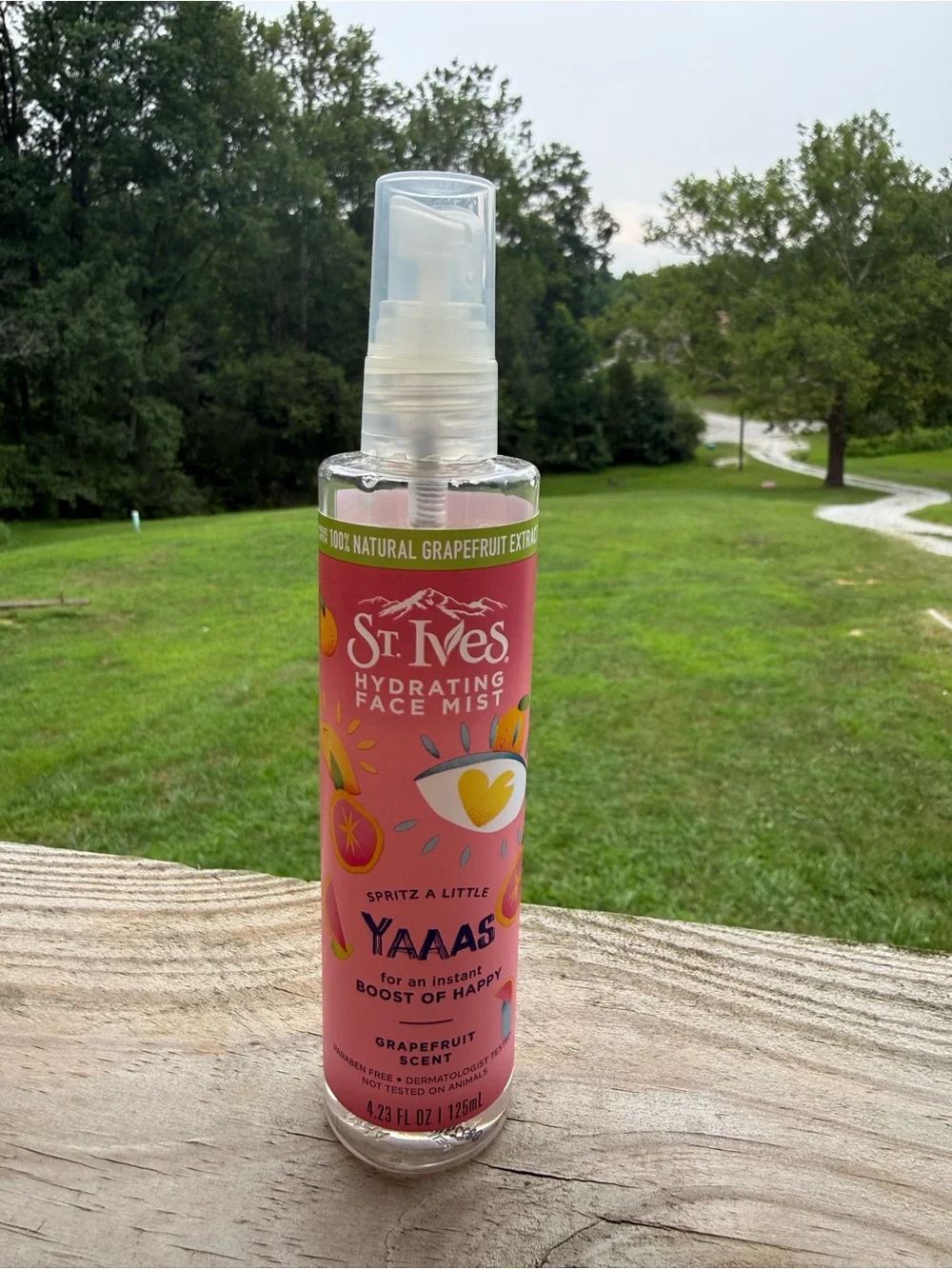 Yaaas Grapefruit Face Mist - Hydrating Facial Mist